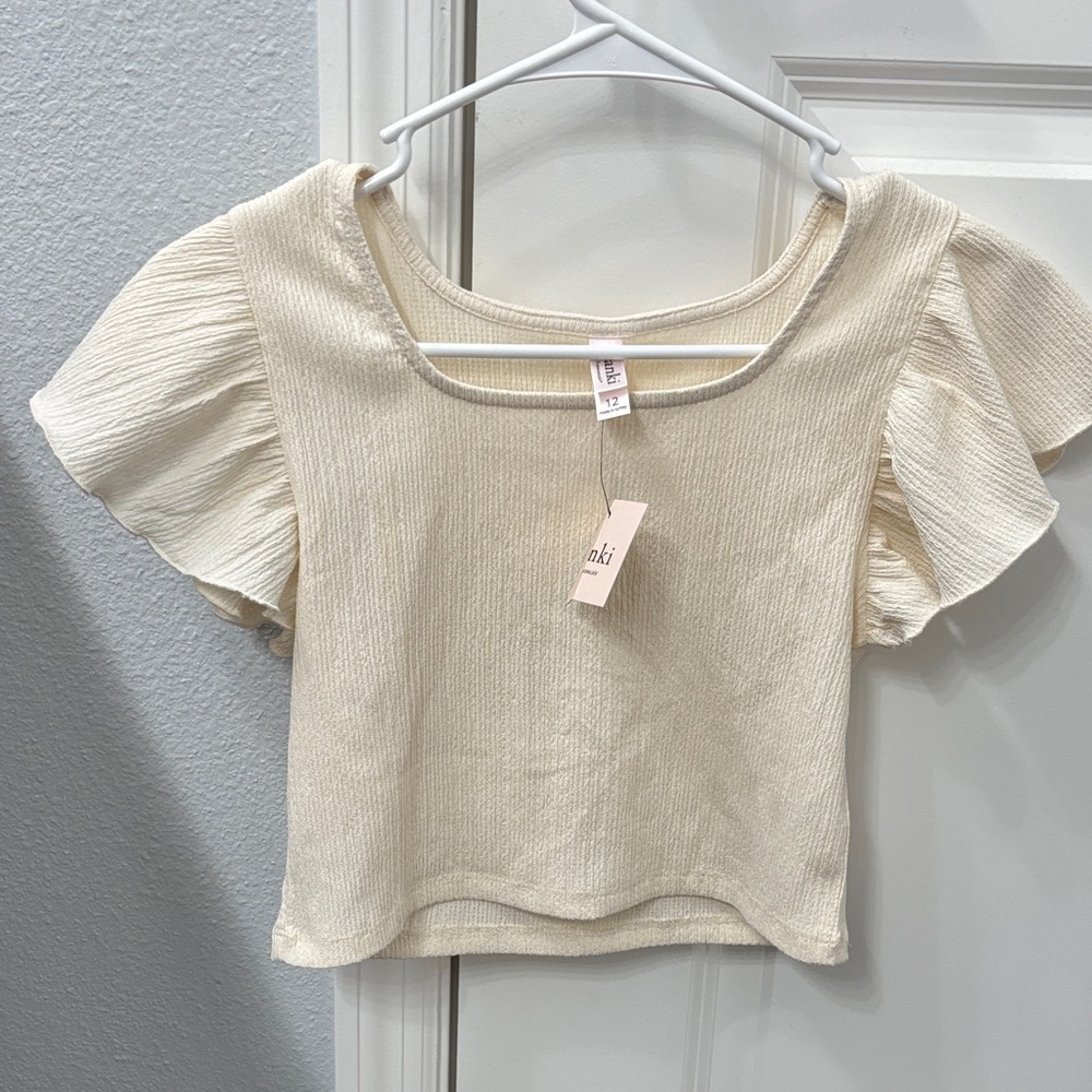 Francesca's Collections Cream Short Sleeve Top